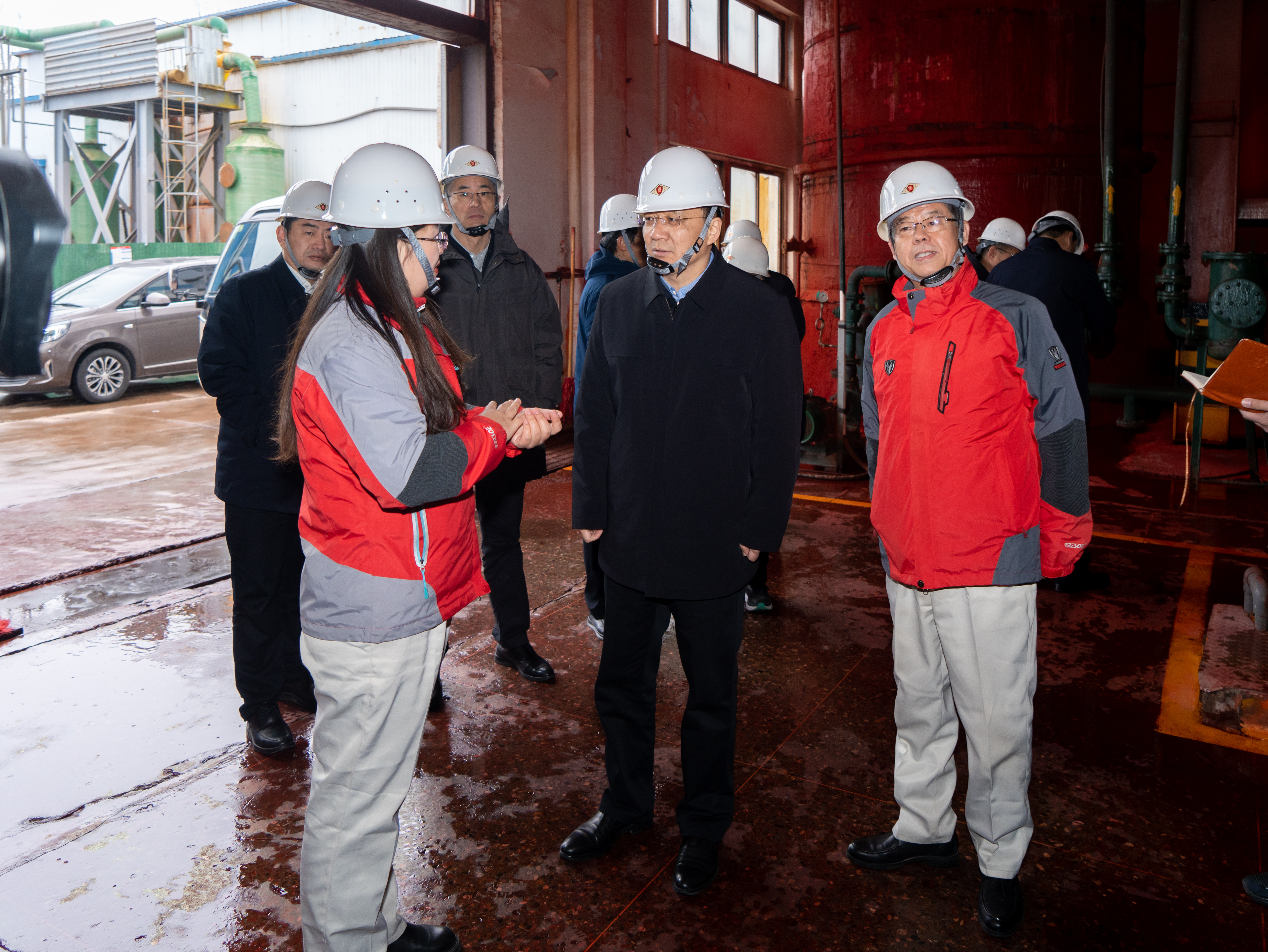德州市委副書記、市長朱開國到宇虹顏料調(diào)研指導(dǎo)